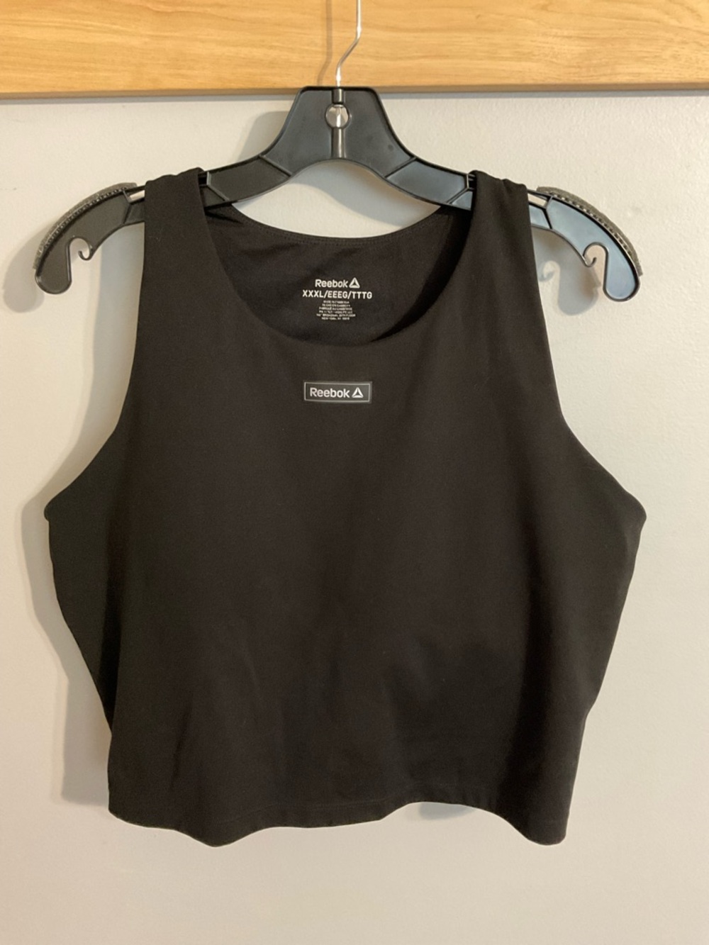 Reebok Black Cropped Athletic Tank with Built in Bra XXXL